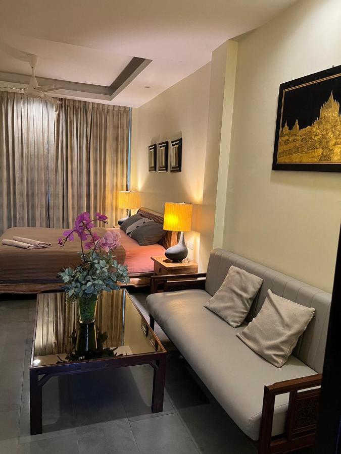 Blue Chang House Bangkok Buitenkant foto