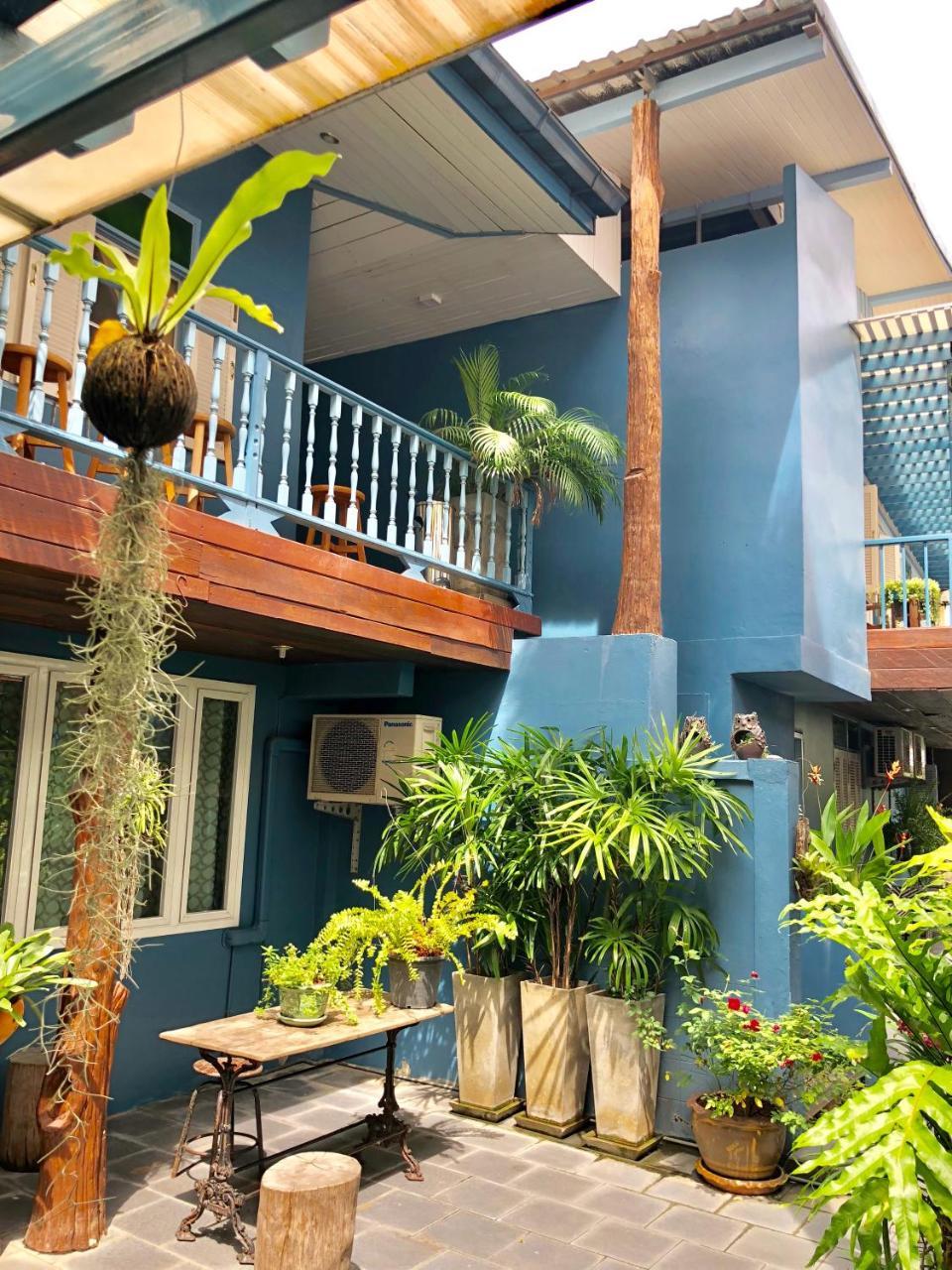 Blue Chang House Bangkok Buitenkant foto